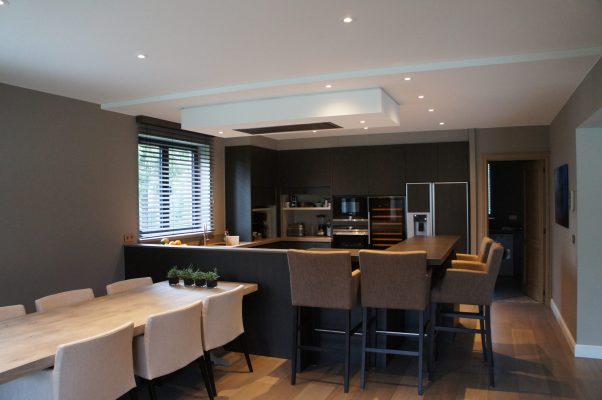 Patrick Janssen Interieurarchitect project donker interieur voor een stijlvolle keuken