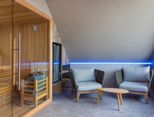 De hotelkamer van Café Coureur met sauna